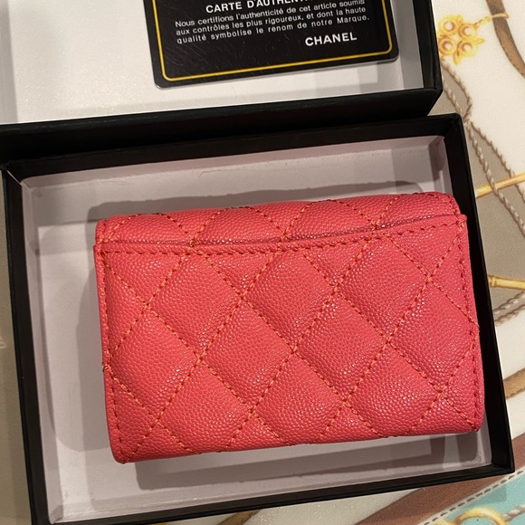 CC Caviar Pink Wallet - Picture 7 of 10